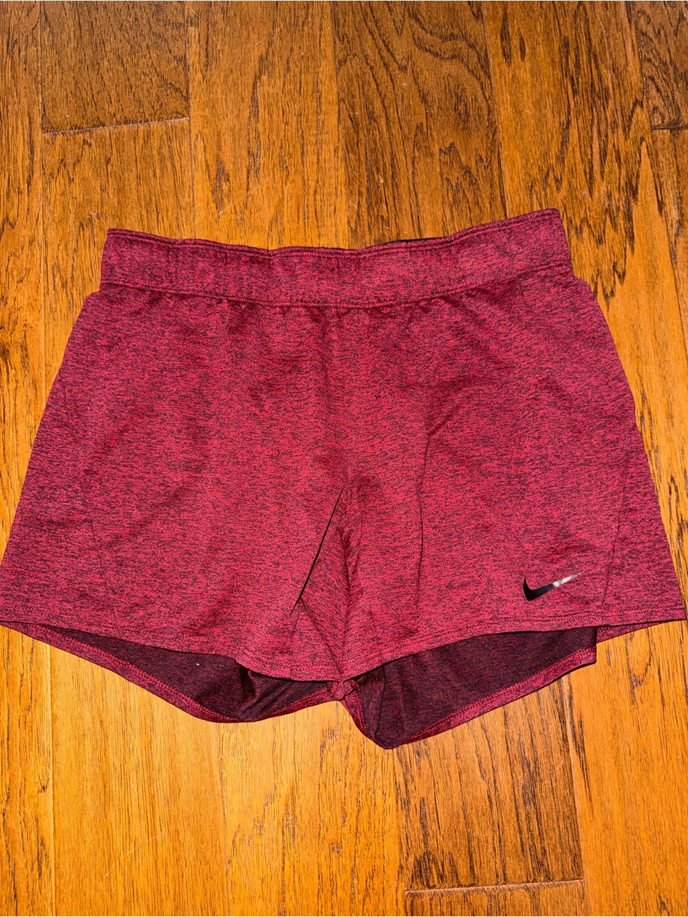 (M) Nike Women’s Red Heather Running Shorts